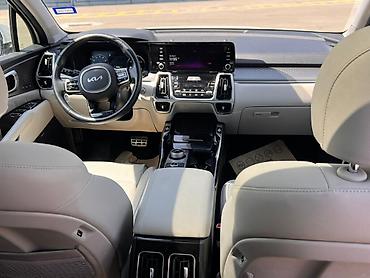 w210 oturacaqlar: Kia Sorento: 1.6 l | 2023 il Ofrouder/SUV — 3