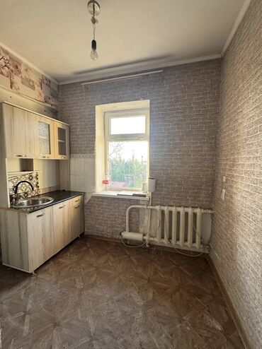Долгосрочная аренда домов: 30 м², 1 комната, Теплый пол, Бронированные двери, Забор, огорожен