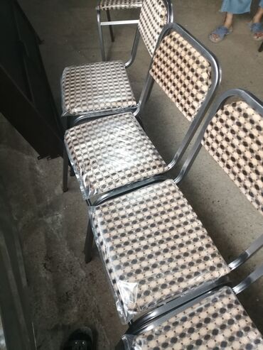 Masa və oturacaq dəstləri: 110 manatdan başlayir. Stol stul desti anbardan satiş var modellər — 16