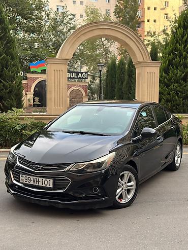 masin mator: Chevrolet Cruze: 1.4 l | 2017 il 90900 km Sedan — 1
