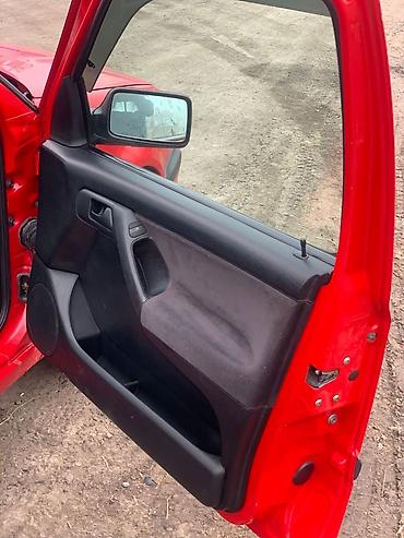 Volkswagen: Volkswagen Golf: 1994 г., 1.6 л, Механика, Бензин, Хэтчбэк — 10