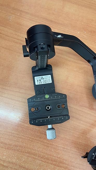 ucuz qaz peci: Peşəkar 3‑oxlu kamera stabilizatoru (gimbal) - Yüngül və möhkəm — 5
