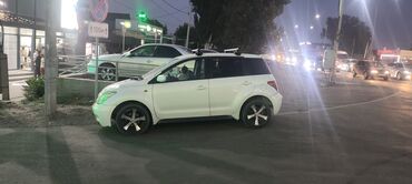 купить автомобиль в кыргызстане: Toyota ist: 2003 г., 1.5 л, Автоматтык, Бензин, Хетчбек