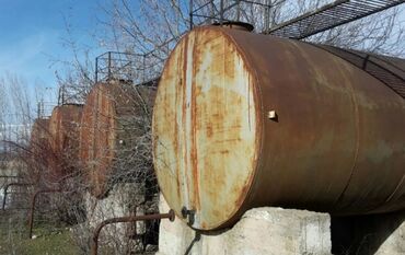 дизельный генератор 100 квт цена: Бак, Металл, 50000 л