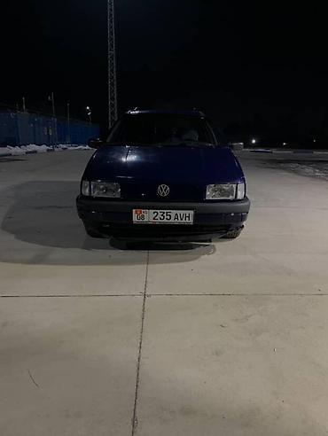 Volkswagen: Volkswagen Passat CL универсал, темно-синий цвет.состаяния идеал все — 1