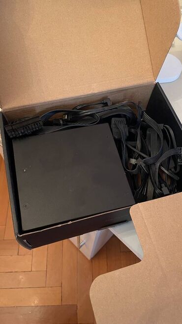 Qida blokları: Qida bloku be quiet!, 700 W — 15