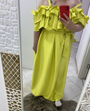 haljina nemackoj placena eur: One size, color - Yellow, Oversize, Short sleeves