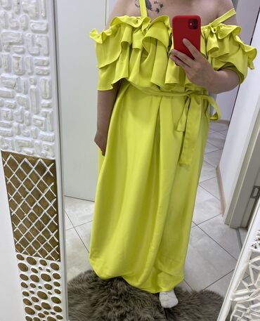 pantalone max mara: One size, color - Yellow, Oversize, Short sleeves