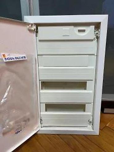 Razvodne kutije: Ormar za struju/razvodna kutija sa vratima - Zidni razvodni ormar — 11