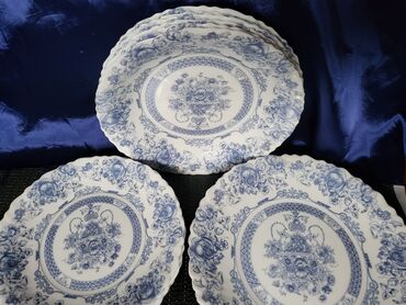 Kuhinjski setovi: Servis arkopal tanjira iz 80ih.god Francuska,za 6 osoba. Akopal — 4