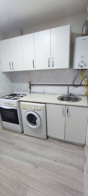 Uzunmüddətli kirayə mənzillər: Neftçilər metrosu,,26 saylı poliklinikanın yanında,Lotos ticarət — 10