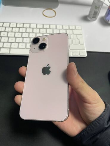 iphone 13 mini бу: IPhone 13 mini, Б/у, 128 ГБ, Rose Gold, Защитное стекло, Чехол, 77 %