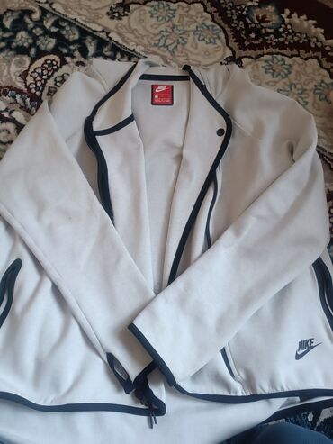 ветровка adidas: Спортивный костюм, Ветровка, Китай, Оверсайз, 3XL (EU 46)