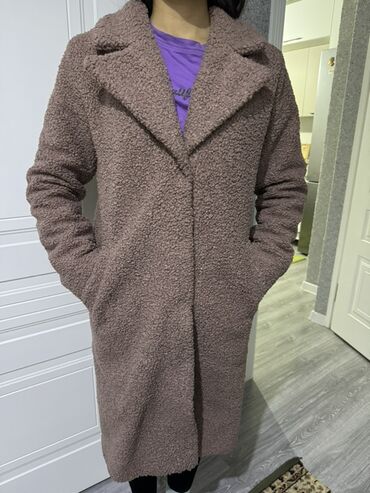 Пуховики и зимние куртки: Пуховик, По колено, С капюшоном, Стеганый, S, M, Все размеры — 4