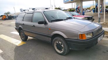 краслер машина: Volkswagen Passat: 1991 г., 1.8 л, Механика, Бензин, Универсал