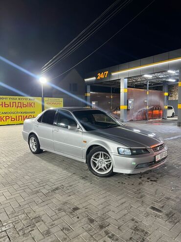 е34 машина: Honda Accord: 1999 г., 2 л, Автомат, Бензин, Седан