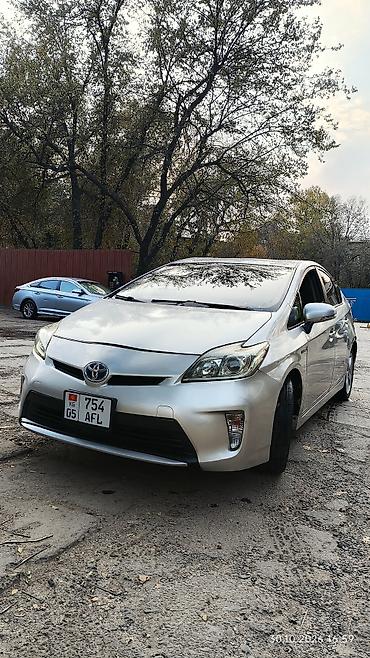 prius 2005: Toyota Prius: 2015 г., 1.8 л, Автомат, Гибрид, Хэтчбэк — 1