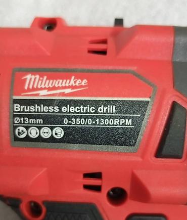 Электроинструменты: Аккумуляторная бесщеточная дрель-шуруповерт Milwaukee M18 — 2