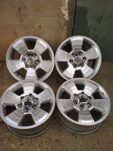 Диски: Литые Диски R 17 Lexus, Комплект, отверстий - 6, Б/у at lalafo.kg — 3 Диски: Литые Диски R 17 Lexus, Комплект, отверстий - 6, Б/у — 3