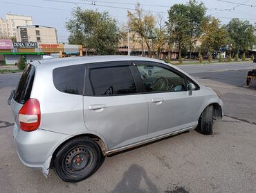 импреза 2002: Honda Fit: 2002 г., 1.3 л, Вариатор, Бензин, Хетчбек