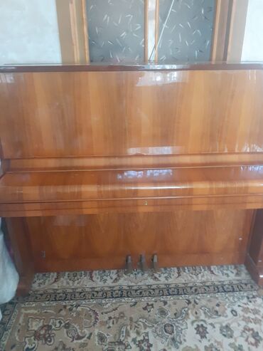 pianino petrof: Piano, Steinway & Sons, İşlənmiş, Ünvandan götürmə