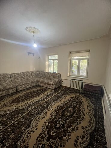 продаю участок заречное: Полдома, 61 м², 2 комнаты