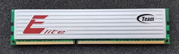 Sərt disklər (HDD): Operativ yaddaş (RAM) Team Group, 4 GB, 1600 Mhz, DDR3, PC üçün, İşlənmiş