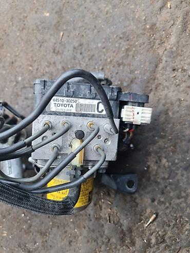 ABS: Блок ABS Toyota 2009 г., Колдонулган, Оригинал, Жапония — 2