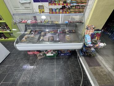 Холодильные витрины: Для молочных продуктов, Для мяса, мясных изделий, Кондитерские, Россия, Б/у