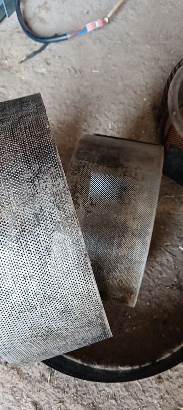 Кормодробилки: Дроблика корма — 12