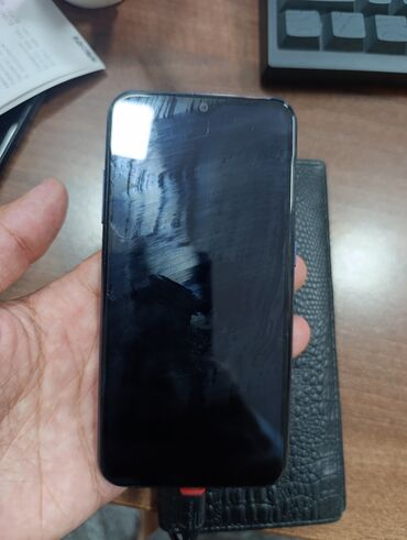купить колесо обозрения бу: Сотовый телефон в отличном состоянии. Samsung A01. с документами