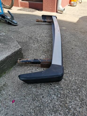 Auto delovi: Zadnji branik Lada 2121,21213,21214 Niva br.4. Polovnan, ocuvan — 5