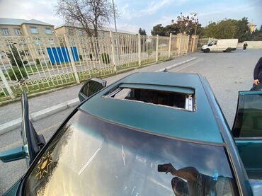 Mercedes-Benz: Mercedes-Benz 220: 2.2 l | 1995 il — 10