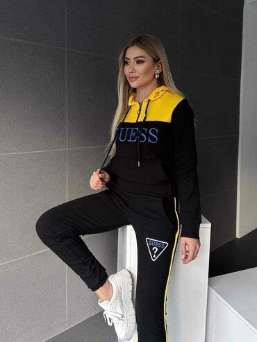 Gornji i donji deo: Guess, S (EU 36), Jednobojni, Sa ilustracijom, bоја - Crna — 2
