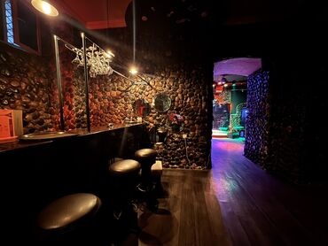 Hazır biznes: Qapalı gecə məkanı/klub üçün tam təchizatlı interyer və avadanlıq — 2