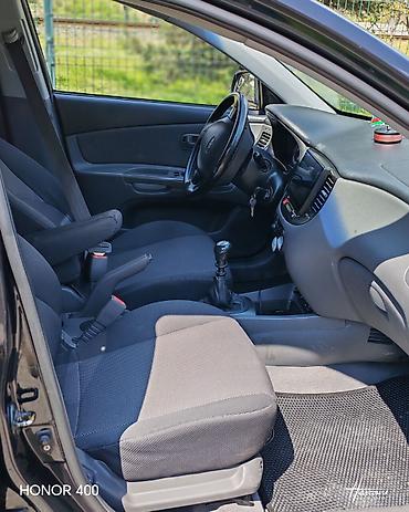 Kia: Kia Rio: 1.4 l | 2006 il Sedan — 13