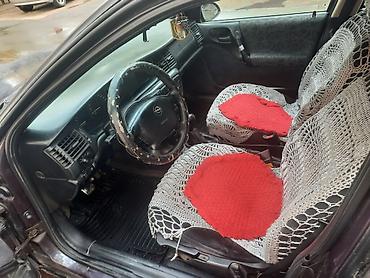 Opel: Opel Vectra: 1.9 l | 1996 il 326262 km Sedan — 6