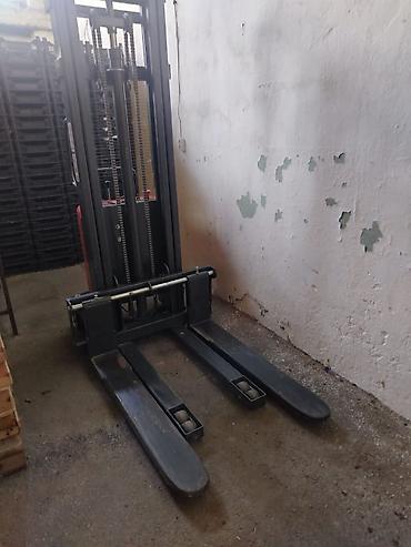 Digər biznes avadanlığı: Yenidir, və onun heç bir problemi yoxdur. 2 ton qaldıra bilir. 10 dəfə — 3