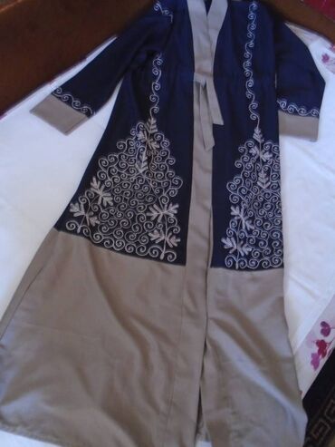 Haljine: 8XL, Dugih rukava — 7