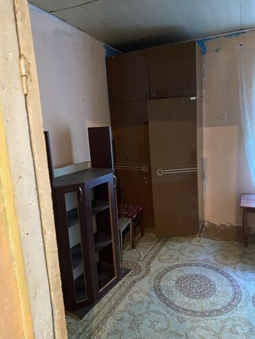 Uzunmüddətli kirayə mənzillər: Ev kohne temırlıdı xazeyınlı heyetdı Qaz ısıq su ınternet var ev