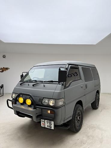 590: Mitsubishi Delica: 1995 г., 2.5 л, Автомат, Дизель, Внедорожник — 1