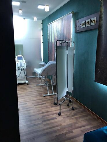 Digər kommersiya daşınmaz əmlakı: Nizami metrosunun yaxınlığında yerləşən 127 kv sahəsi olan təmirli — 7