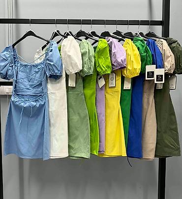 Haljine: #Haljine
Cena 2500
Uni vel.
V20 — 9