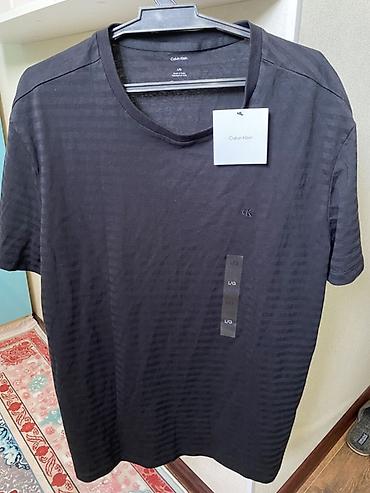 Мужская футболка, L, Calvin Klein, Новый, цвет - Черный, Самовывоз at lalafo.kg Мужская футболка, L, Calvin Klein, Новый, цвет - Черный, Самовывоз