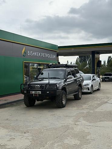 Транспорт: Toyota Land Cruiser: 2001 г., 4.5 л, Механика, Газ, Внедорожник — 1