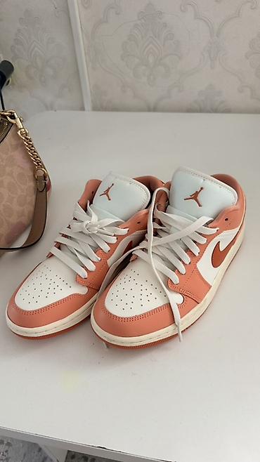 найк: Кроссовки, 40, Nike, Новый, цвет - Розовый, Самовывоз — 1
