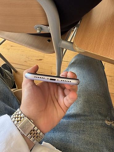 ikinci el ayfon 12: IPhone 11, 128 GB, Face ID — 4