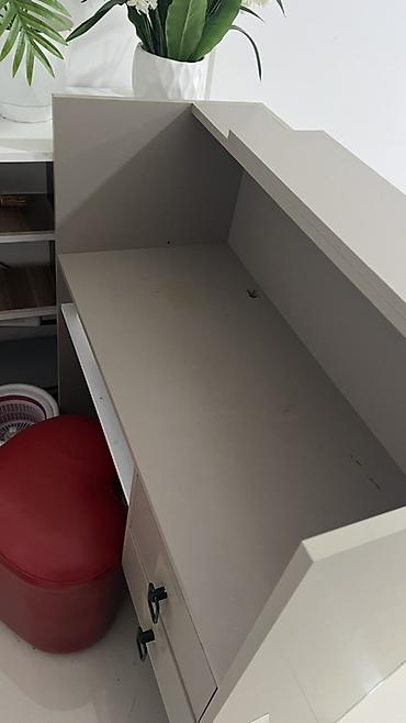 resepsn stolu: Uşaq salonu/mağazası üçün resepsiyon masası - Material — 2