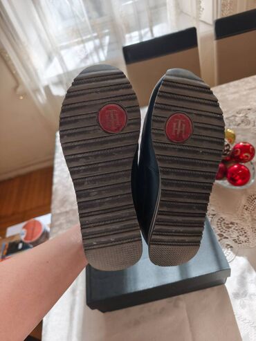 Women's Sneakers and athletic shoes: Ölçü: 37, rəng - Göy, İşlənmiş -da lalafo.az — 3 Women's Sneakers and athletic shoes: Ölçü: 37, rəng - Göy, İşlənmiş — 3