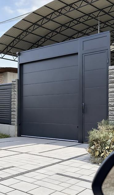 Секционные ворота: Автоматические, Alutech, Для гаража, Для частного дома, Для контейнера, Бронированные, В рассрочку, Новый, Бесплатная установка — 22